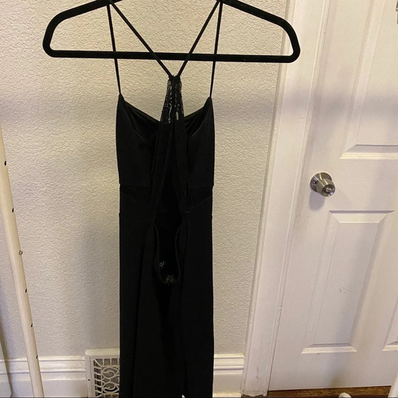 Express Back Lace Bodycon Dress - Picture 6 of 8